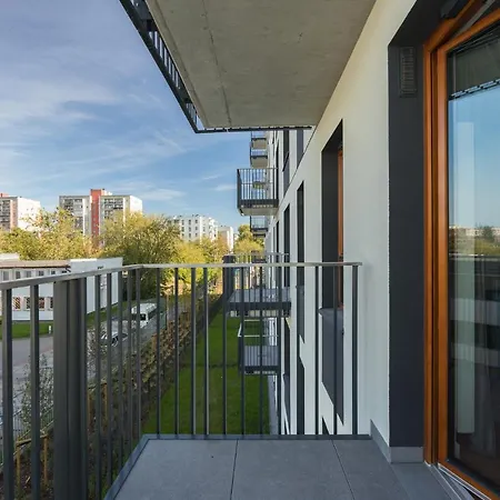 Apartment Ecru With Balcony Wwa41 Warsaw
